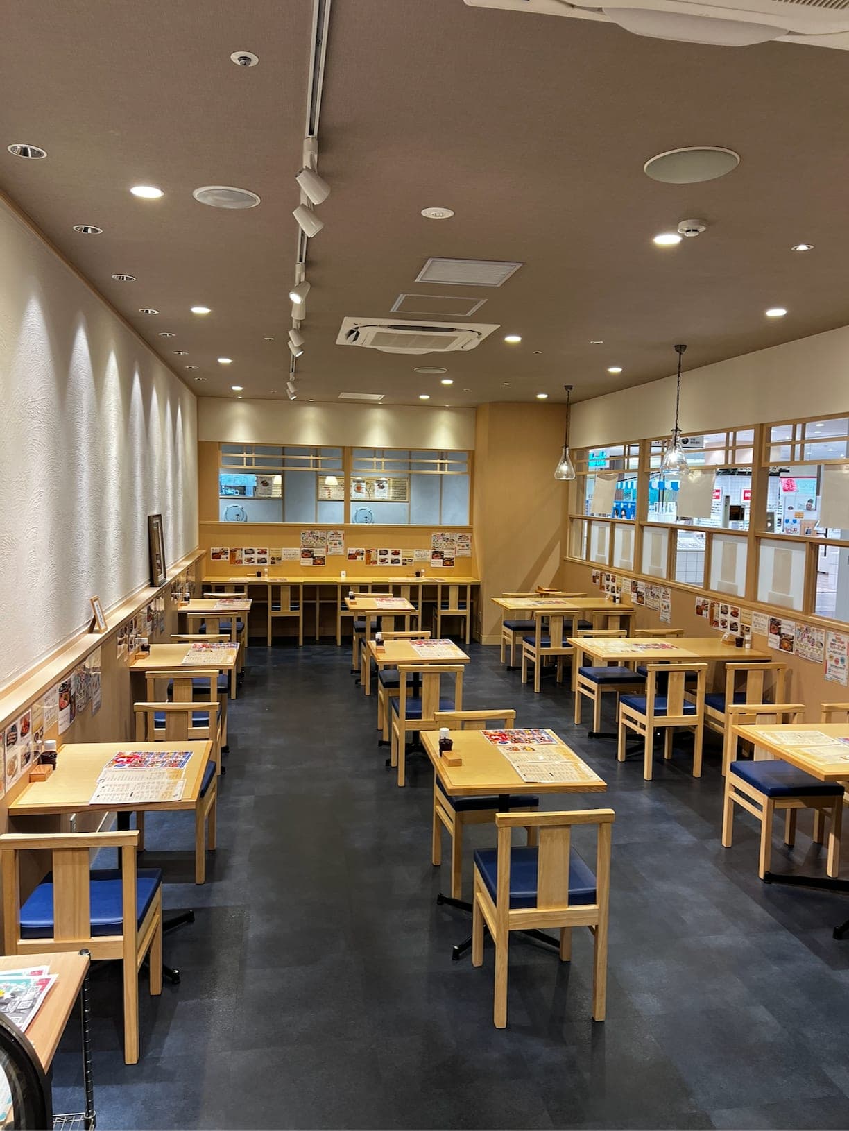 元年堂の店内